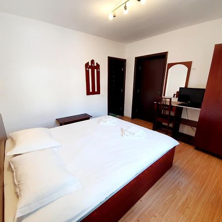 Vila Alma Azuga Hotel Kültér fotó